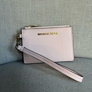 COPY - Michael Kors Keychain Wallet. NEVER USED. Pink Wallet. Brand new